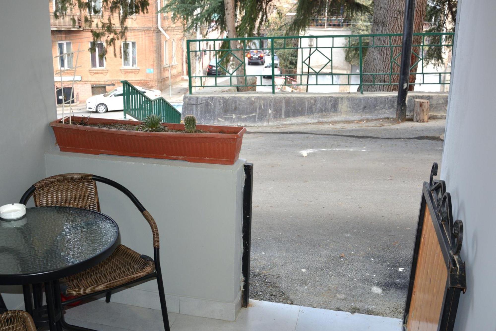Nikas Apartment Tbilisi Exterior photo